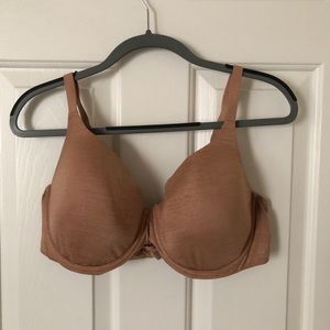 👑Adore me nude t-shirt bra👑
